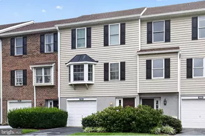 3905 Fox Pointe Court #3905, Glen Mills, PA 19342 - Photo 2