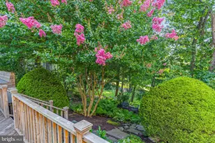 610 Lindsay Cir, Villanova, PA 19085 - Photo 12