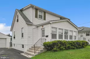1212 Anderson Ave, Marcus Hook, PA 19061 - Photo 2