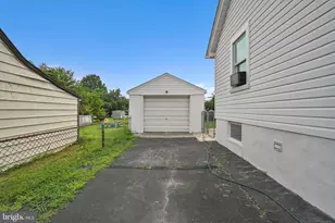 1212 Anderson Ave, Marcus Hook, PA 19061 - Photo 30