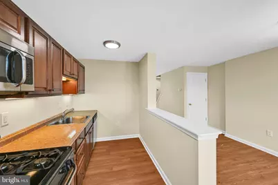 1044 E Academy Avenue, Glenolden, PA 19036 - Photo 12