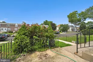 1044 E Academy Ave, Glenolden, PA 19036 - Photo 4
