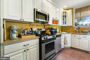 326 Burmont Rd, Drexel Hill, PA 19026 - Photo 12