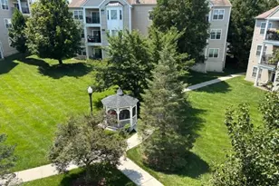 734 Creekside Dr, Brookhaven, PA 19015 - Photo 14