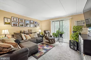 400 Glendale Rd, Havertown, PA 19083 - Photo 2