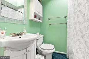 1539 Yates Ave, Linwood, PA 19061 - Photo 12
