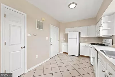 200 Wanamaker Avenue #2, Essington, PA 19029 - Photo 6