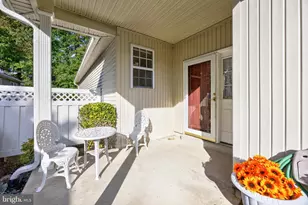 1515 N Hunting Horn Turn, Glen Mills, PA 19342 - Photo 2