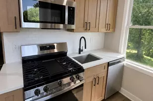 122 Burmont Rd, Drexel Hill, PA 19026 - Photo 2