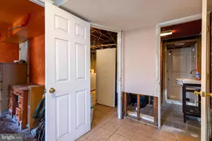 337 Golf Hills Rd, Havertown, PA 19083 - Photo 16