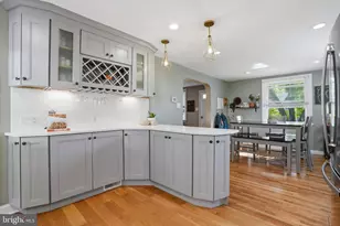 2621 Ashwood Dr, Havertown, PA 19083 - Photo 12