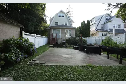 2009 Laurel Road, Havertown, PA 19083 - Photo 18
