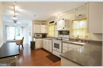 2009 Laurel Road, Havertown, PA 19083 - Photo 4