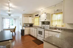 2009 Laurel Rd, Havertown, PA 19083 - Photo 6