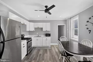 1401 Edgmont Ave, Chester, PA 19013 - Photo 12