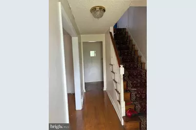 17 W Greenwood Avenue, Lansdowne, PA 19050 - Photo 2