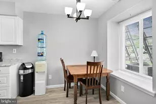 5200 Hilltop Dr, Brookhaven, PA 19015 - Photo 10