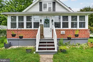 1810 Meetinghouse Rd, Upper Chichester, PA 19061 - Photo 2