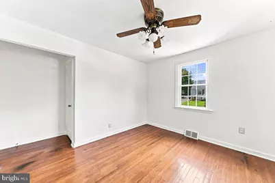 209 Pennsylvania Avenue, Prospect Park, PA 19076 - Photo 10