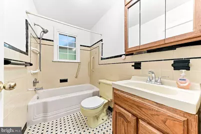 209 Pennsylvania Avenue, Prospect Park, PA 19076 - Photo 14