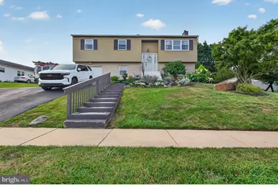 2 Cathy Lane, Aston, PA 19014 - Photo 4