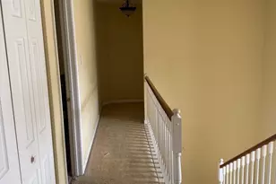 705 Carriage Cir, Upper Chichester, PA 19014 - Photo 10