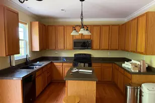 705 Carriage Cir, Upper Chichester, PA 19014 - Photo 2