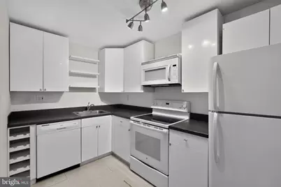 828 Putnam Boulevard #53B, Wallingford, PA 19086 - Photo 6