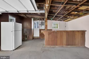 908 Price St, Marcus Hook, PA 19061 - Photo 32