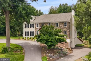 112 Hunt Valley Cir, Berwyn, PA 19312 - Photo 2