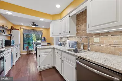 921 Putnam Boulevard #113, Wallingford, PA 19086 - Photo 8