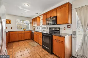 30 Norman St, Aston, PA 19014 - Photo 12