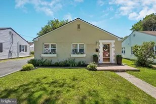 30 Norman St, Aston, PA 19014 - Photo 2