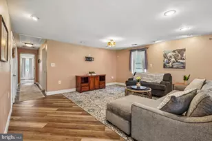 30 Norman St, Aston, PA 19014 - Photo 6