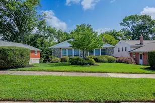 1727 Green Valley Rd, Havertown, PA 19083 - Photo 2