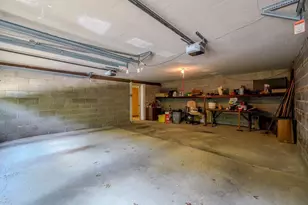 1727 Green Valley Rd, Havertown, PA 19083 - Photo 54