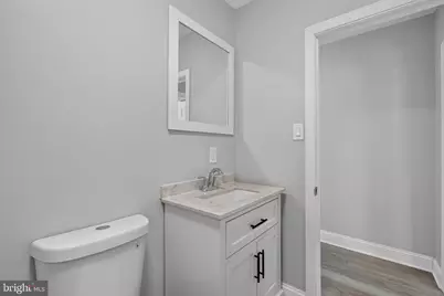 21 W 9th Street, Marcus Hook, PA 19061 - Photo 14