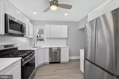 21 W 9th Street, Marcus Hook, PA 19061 - Photo 10