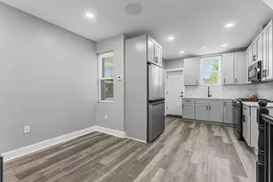 1226 W 9th St, Chester, PA 19013 - Photo 8