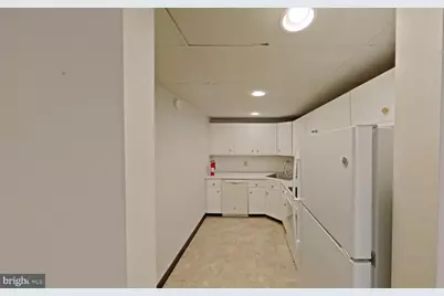 1030 E Lancaster Avenue #L4, Bryn Mawr, PA 19010 - Photo 2