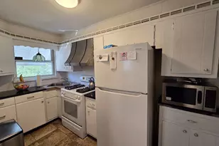 300 Springton Rd, Upper Darby, PA 19082 - Photo 4