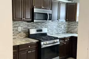6860 Radbourne Rd, Upper Darby, PA 19082 - Photo 2