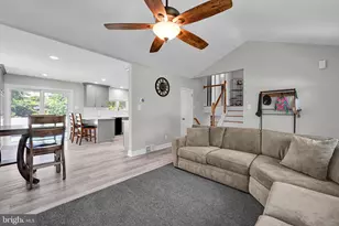 1605 Rose Glen Rd, Havertown, PA 19083 - Photo 8