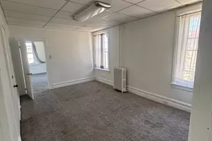 923 Hyatt St, Chester, PA 19013 - Photo 6