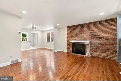 327 Greenwood Road, Sharon Hill, PA 19079 - Photo 2