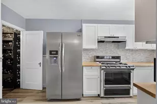 6848 Radbourne Rd, Upper Darby, PA 19082 - Photo 16