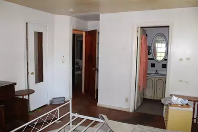 135 E Greenwood Avenue, Lansdowne, PA 19050 - Photo 10