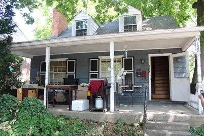 135 E Greenwood Avenue, Lansdowne, PA 19050 - Photo 2