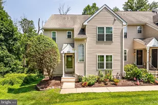 400 Derry Dr, Aston, PA 19014 - Photo 1