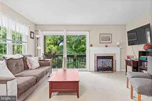 400 Derry Dr, Aston, PA 19014 - Photo 6